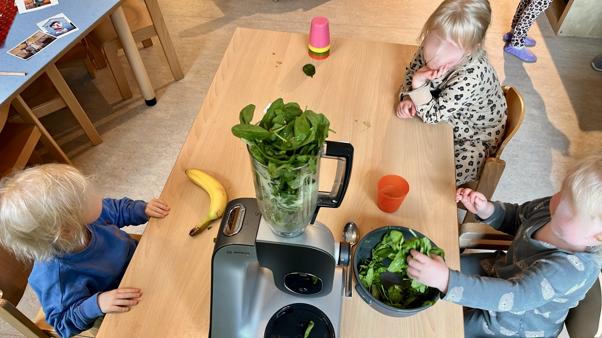 Smoothie zubereiten mit Obst und Gemüse